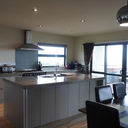 White House Bed and Breakfast Paraparaumu Εξωτερικό φωτογραφία