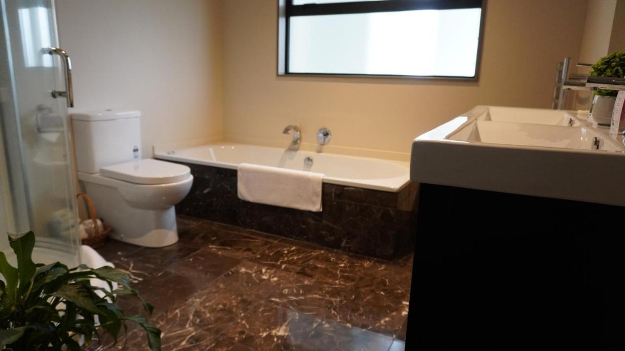 White House Bed and Breakfast Paraparaumu Εξωτερικό φωτογραφία