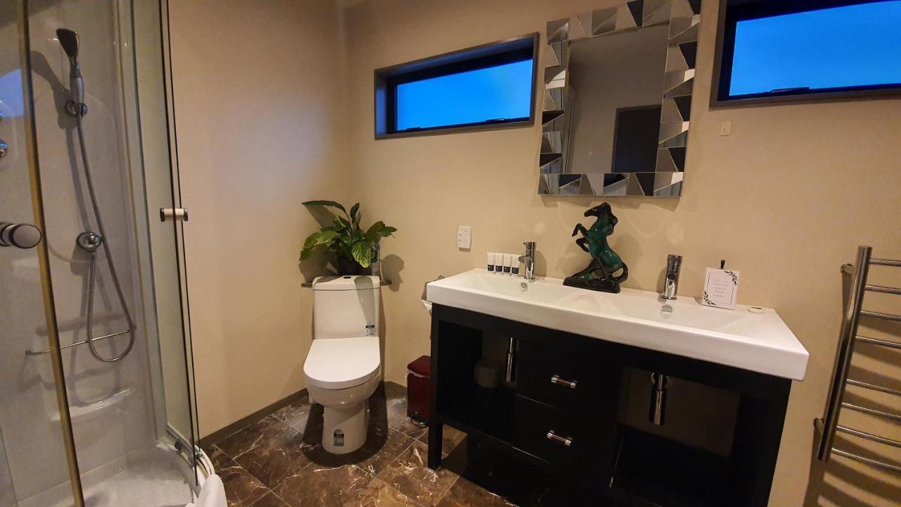 White House Bed and Breakfast Paraparaumu Εξωτερικό φωτογραφία